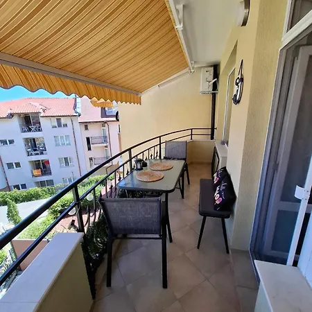 Lägenhet Larenta стилни с 2 спални и гледка море в влас Sveti Vlas