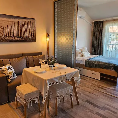 Larenta стилни с 2 спални и гледка море в влас Apartamento Sveti Vlas