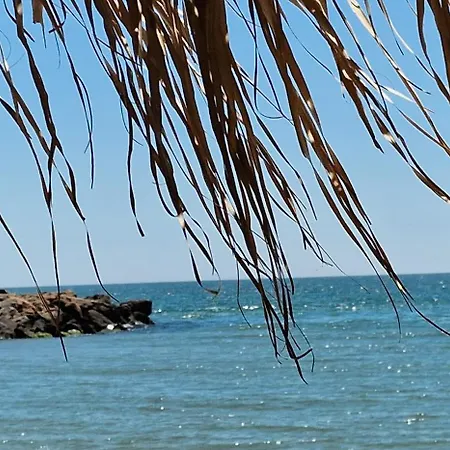 Larenta стилни с 2 спални и гледка море в влас Apartamento Sveti Vlas