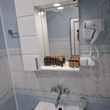 Apartment Larenta стилни с 2 спални и гледка море в влас Sveti Vlas