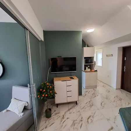Larenta стилни с 2 спални и гледка море в влас Apartment *