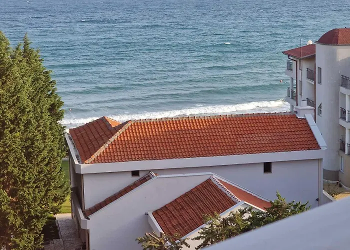 Appartamento Larenta стилни с 2 спални и гледка море в влас Sveti Vlas