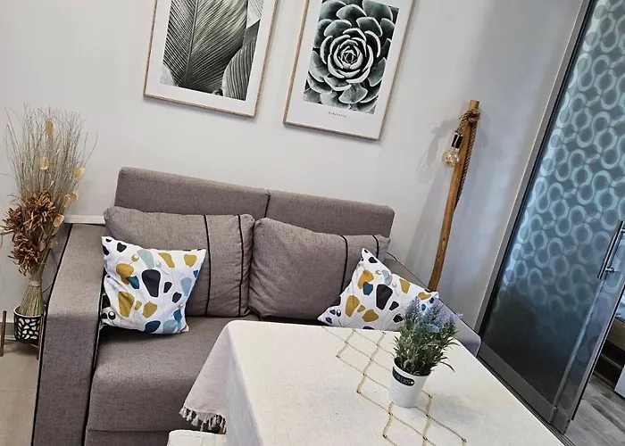 Apartment Larenta стилни с 2 спални и гледка море в влас Sveti Vlas