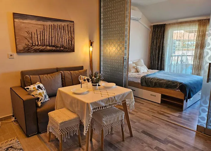 Larenta стилни с 2 спални и гледка море в влас Apartment Sveti Vlas