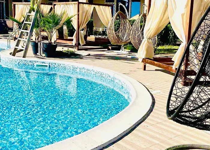 Apartment Larenta стилни с 2 спални и гледка море в влас *