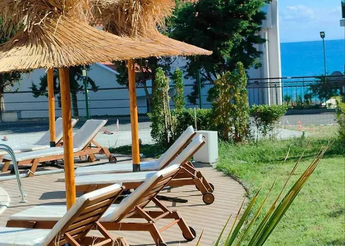 Appartement Larenta стилни с 2 спални и гледка море в влас Sveti Vlas