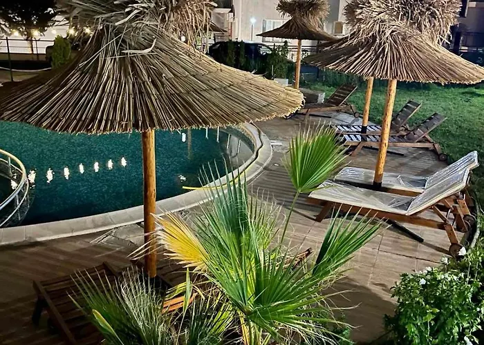 Larenta стилни с 2 спални и гледка море в влас Apartment *