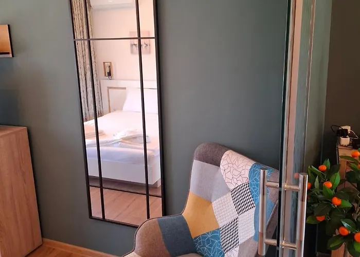 Larenta стилни с 2 спални и гледка море в влас Apartment *