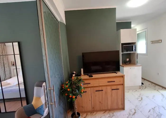 Larenta стилни с 2 спални и гледка море в влас Appartement