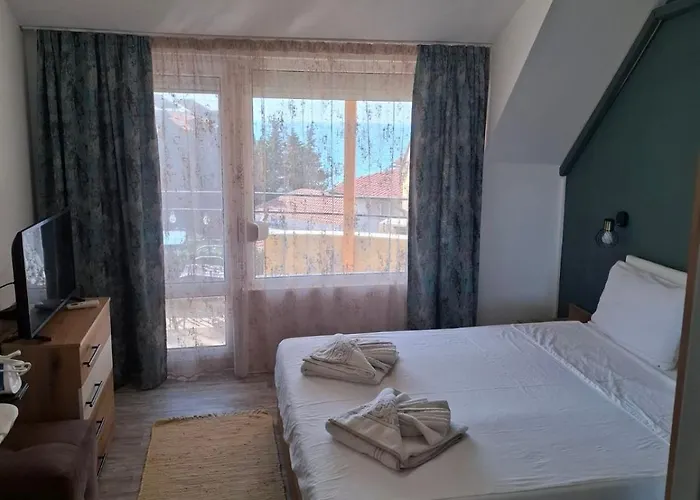 Appartement Larenta стилни с 2 спални и гледка море в влас *