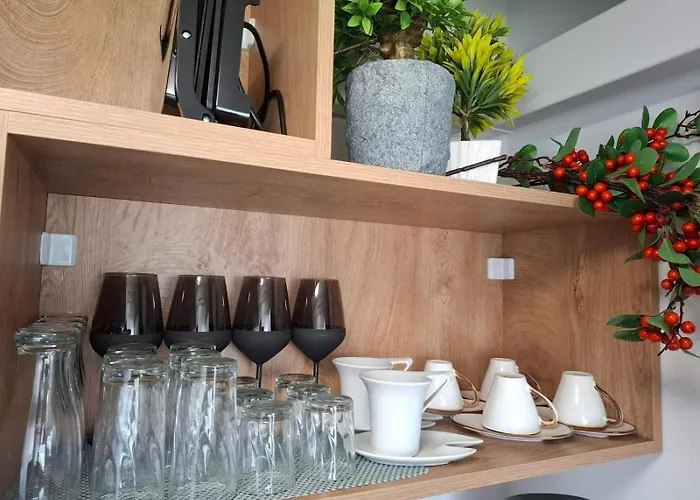 Appartement Larenta стилни с 2 спални и гледка море в влас *